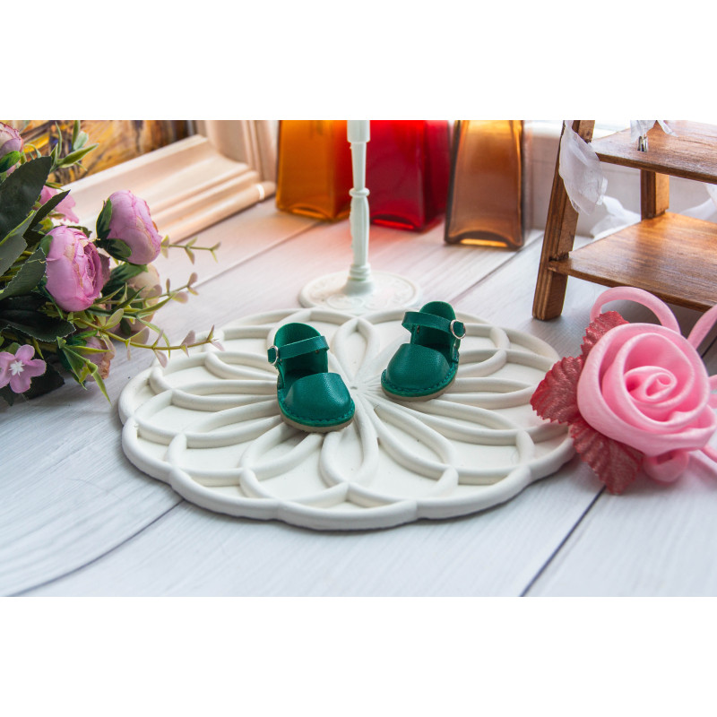 Босоніжки звичайні для іспанської ляльки Паола Рейна