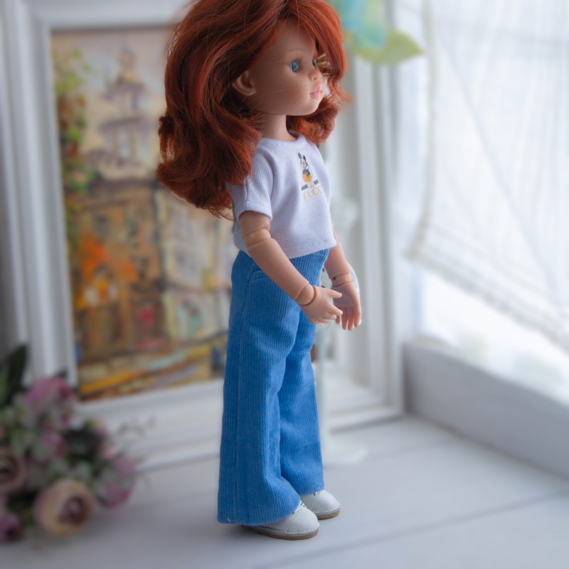 copy of Knitted costume for the Spanish doll Paola Reina